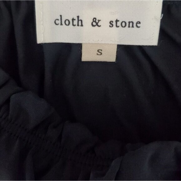 RESORT- Cloth & Stone Boho Off the Shoulder Romper Shorts with drawstring- Small - Picture 6 of 9